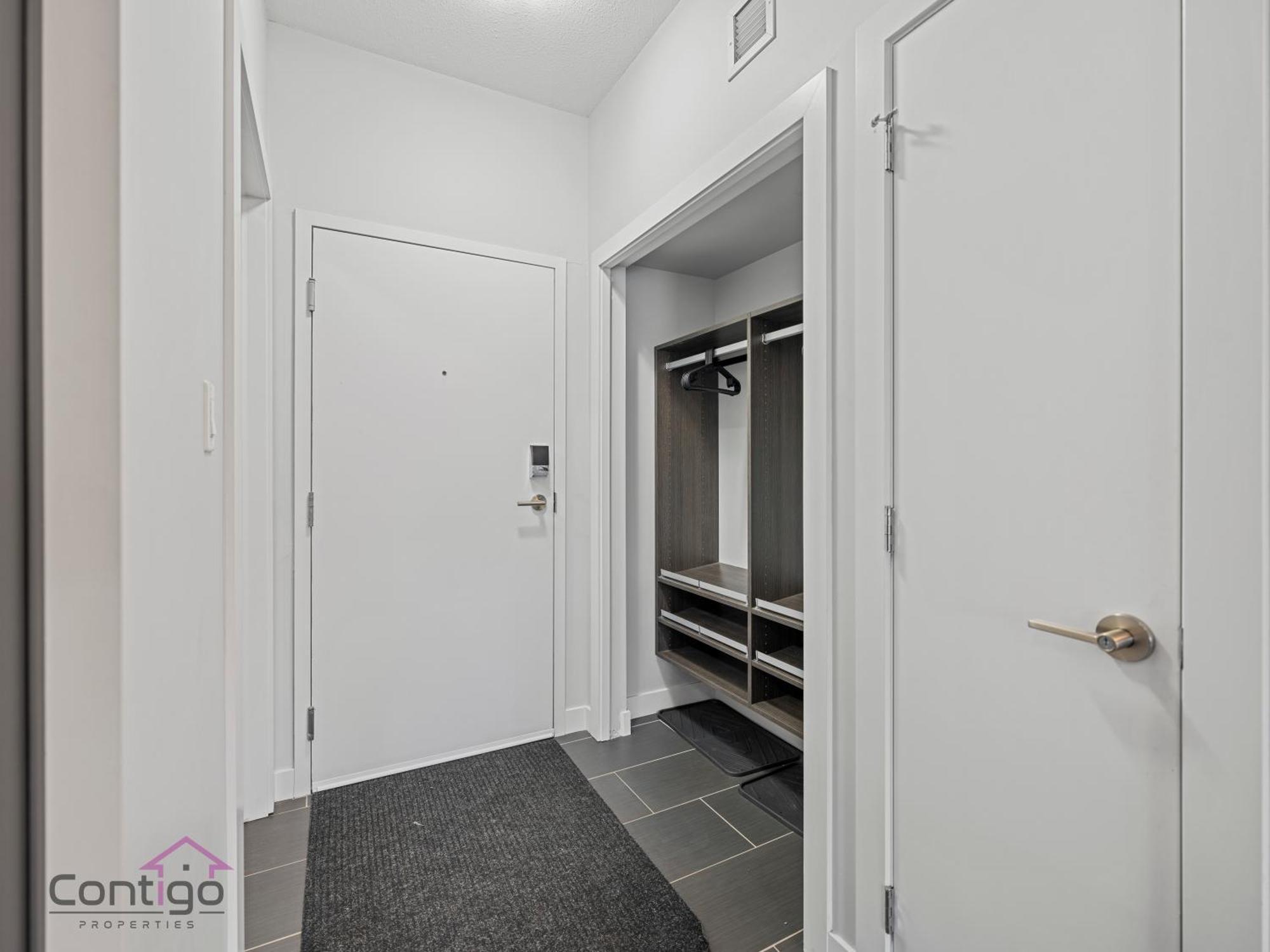 Studio Loft, 2 Bd, Ug Parking, 5 Min To Rogers! Edmonton Eksteriør bilde