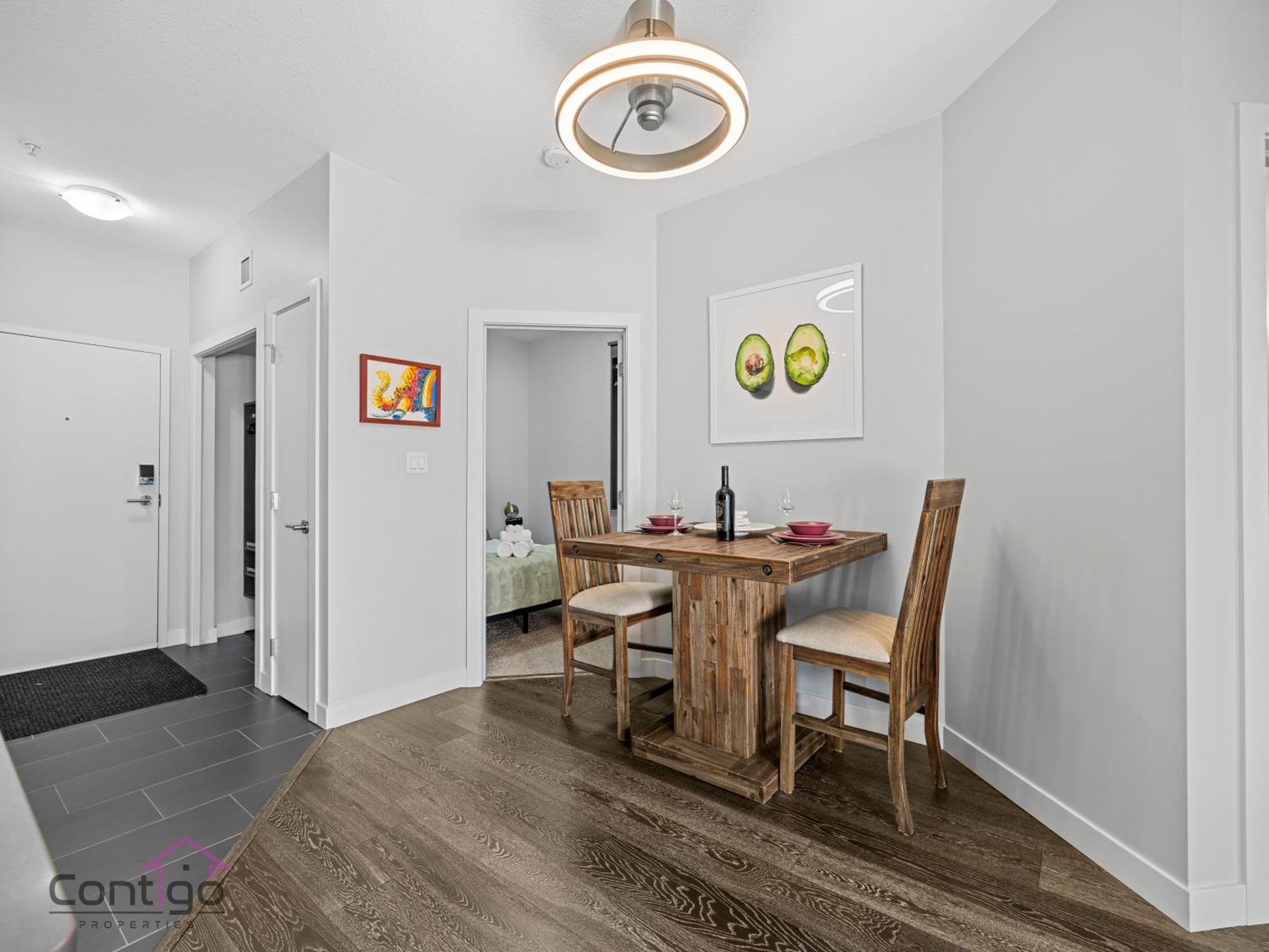 Studio Loft, 2 Bd, Ug Parking, 5 Min To Rogers! Edmonton Eksteriør bilde