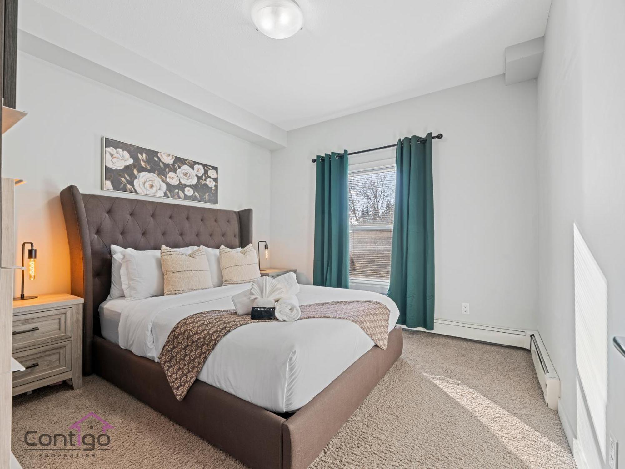 Studio Loft, 2 Bd, Ug Parking, 5 Min To Rogers! Edmonton Eksteriør bilde