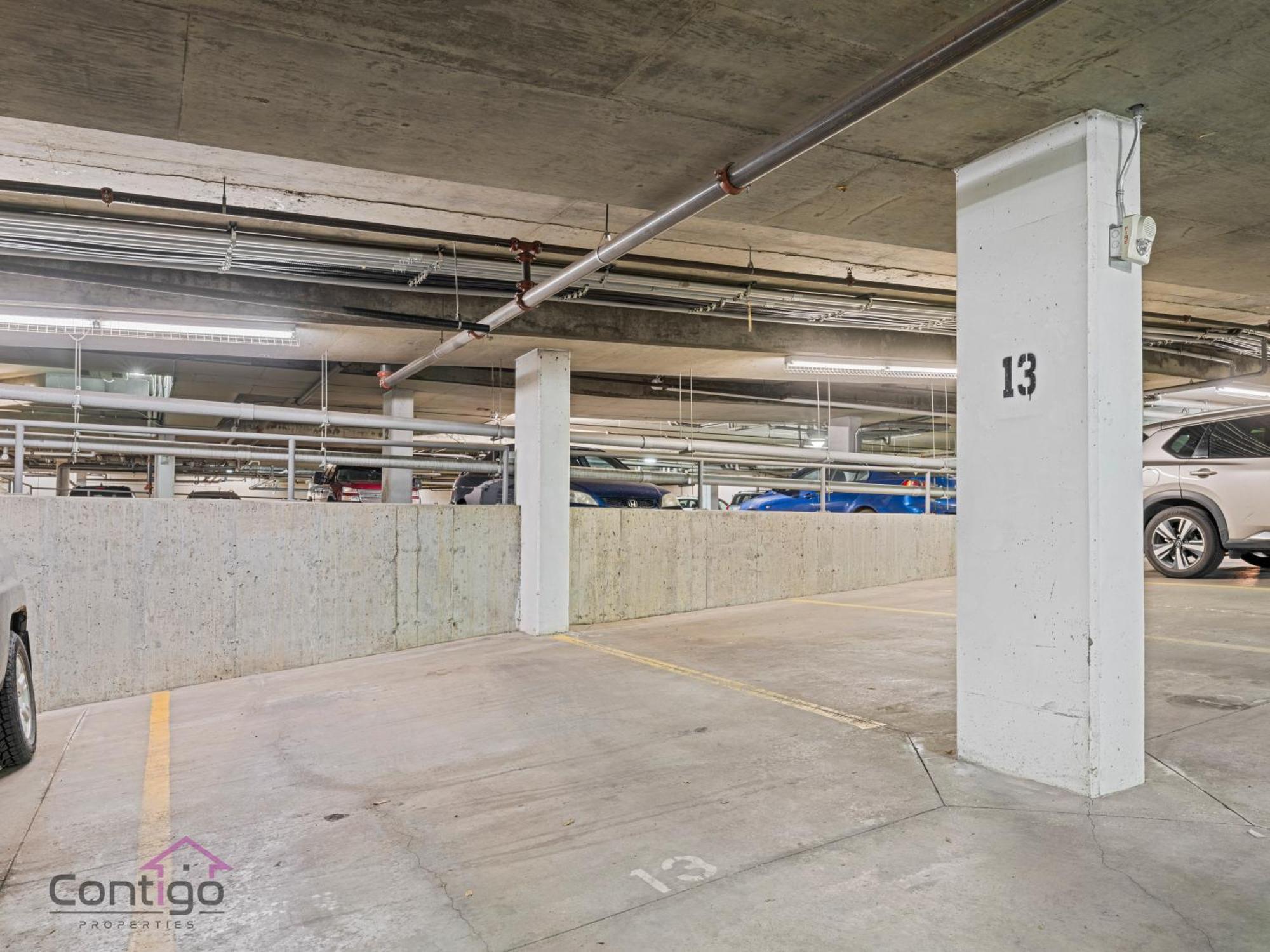 Studio Loft, 2 Bd, Ug Parking, 5 Min To Rogers! Edmonton Eksteriør bilde